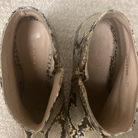 Stuart Weitzman python boots - Picture 2 of 7
